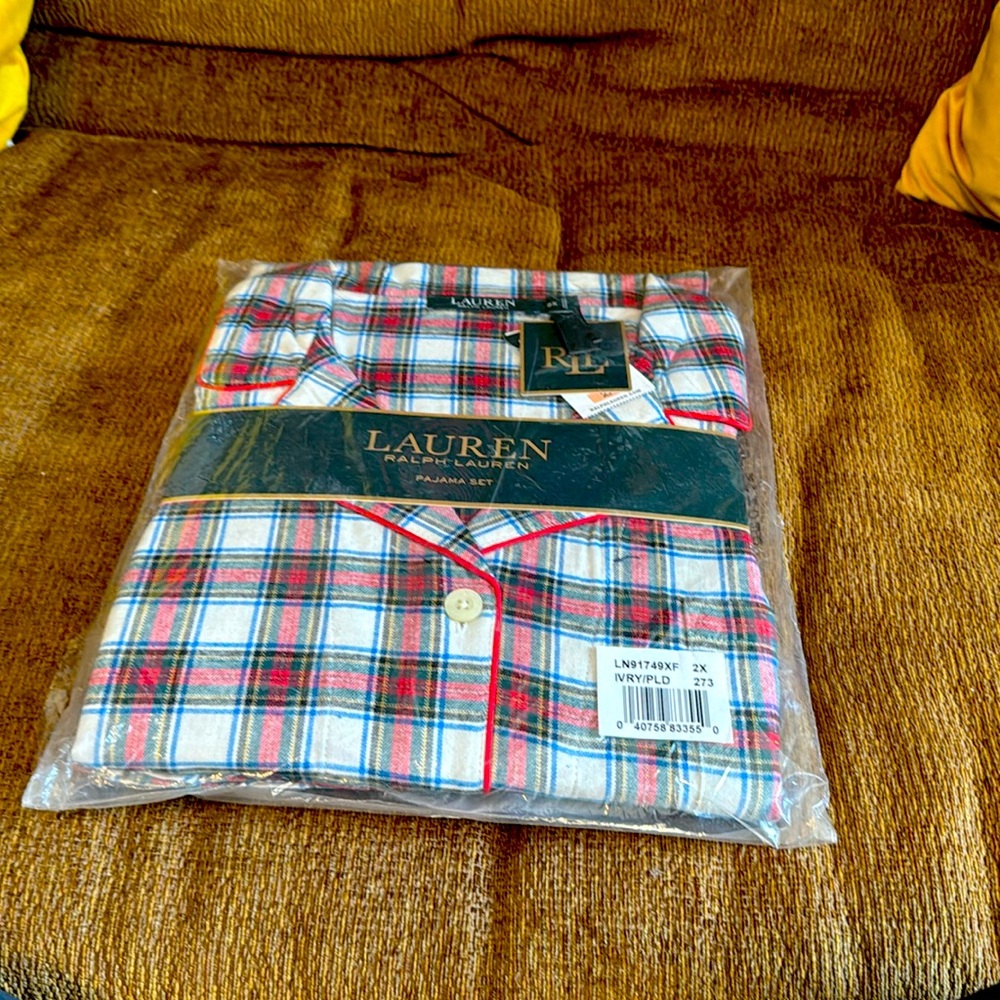 Brand new plaid  pajama set